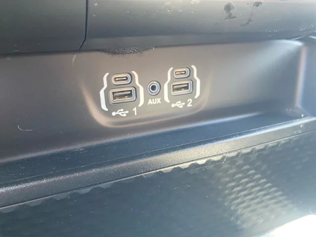 SEMINUEVOS RAM 1500 a Estados en autogozo