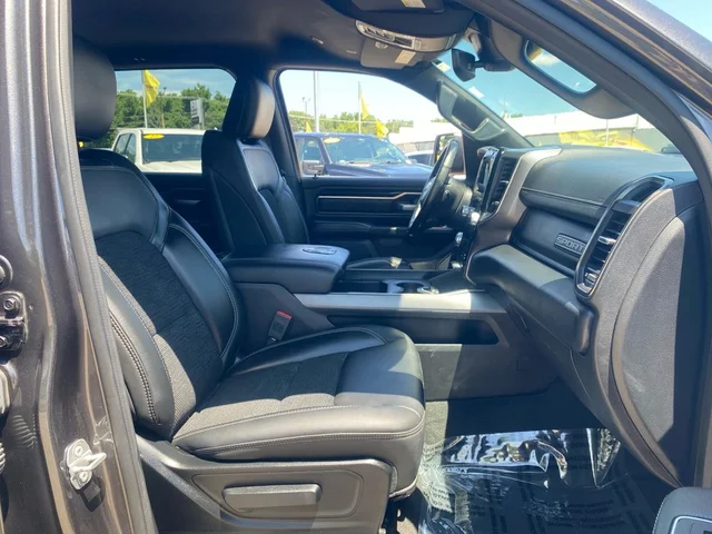 SEMINUEVOS RAM 1500 a Estados en autogozo