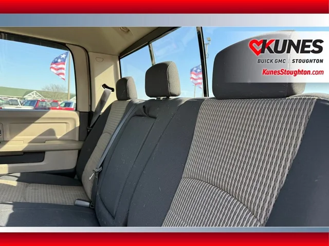 SEMINUEVOS RAM 1500 a Estados en autogozo