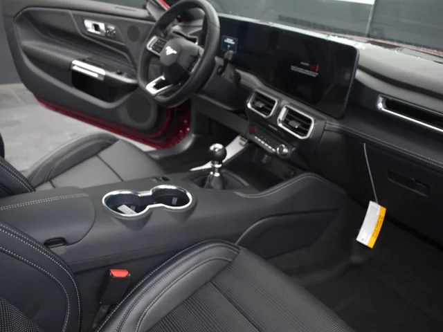 Nuevos FORD MUSTANG à Estados chez autogozo