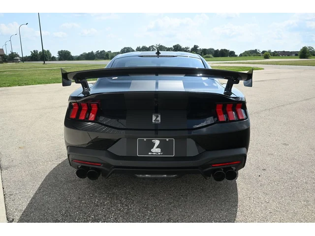 Nuevos FORD MUSTANG à Estados chez autogozo