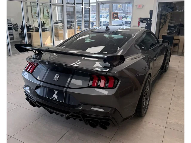 Nuevos FORD MUSTANG à Estados chez autogozo