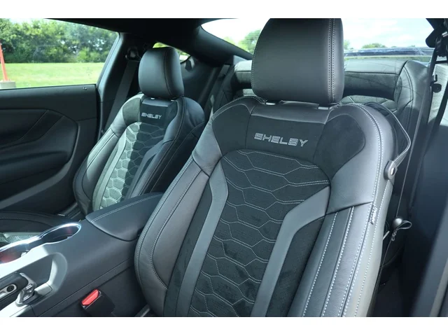 Nuevos FORD MUSTANG à Estados chez autogozo