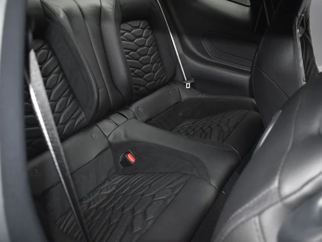 Nuevos FORD MUSTANG à Estados chez autogozo