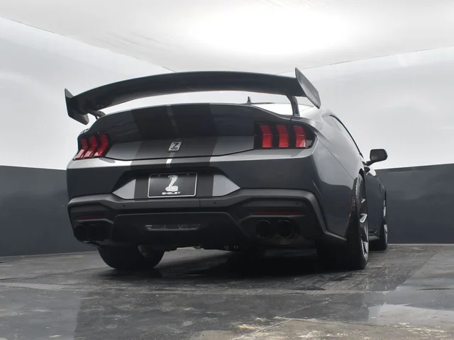 Nuevos FORD MUSTANG à Estados chez autogozo