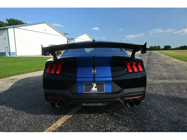 Nuevos FORD MUSTANG à Estados chez autogozo