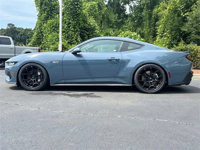 Nuevos FORD MUSTANG at Huntersville Ford in Huntersville