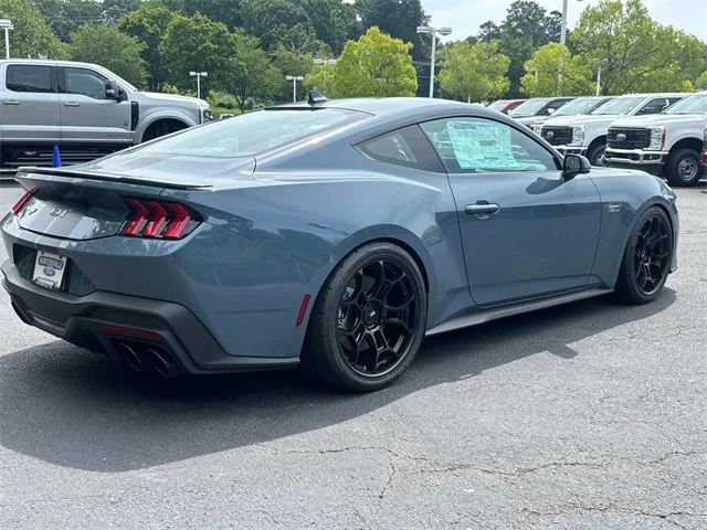 Nuevos FORD MUSTANG at Huntersville Ford in Huntersville