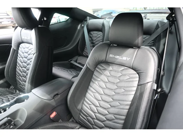 Nuevos FORD MUSTANG à Estados chez autogozo