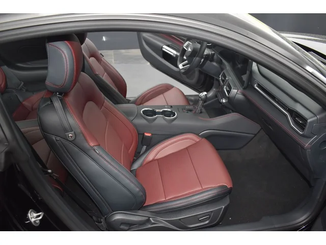 Nuevos FORD MUSTANG à Estados chez autogozo