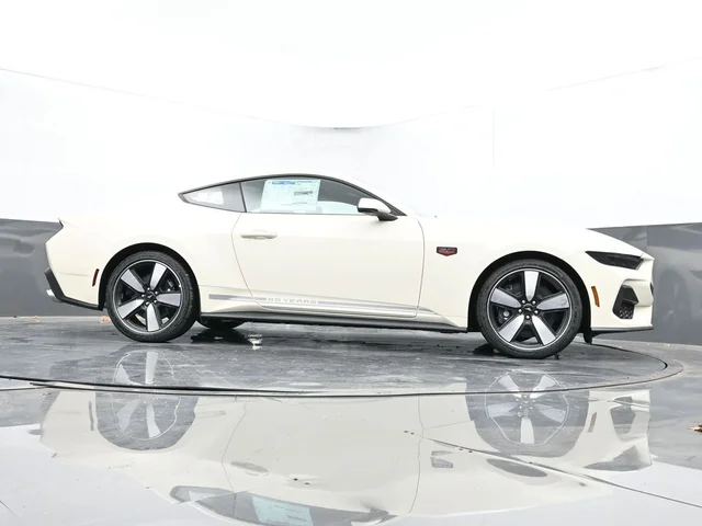 Nuevos FORD MUSTANG à Estados chez autogozo