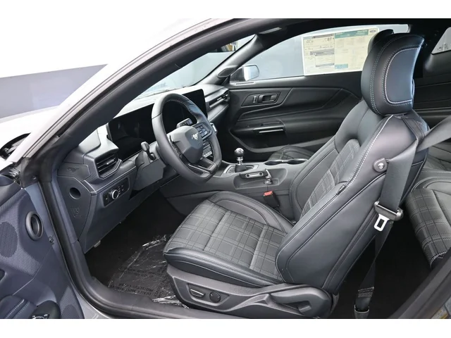Nuevos FORD MUSTANG à Estados chez autogozo