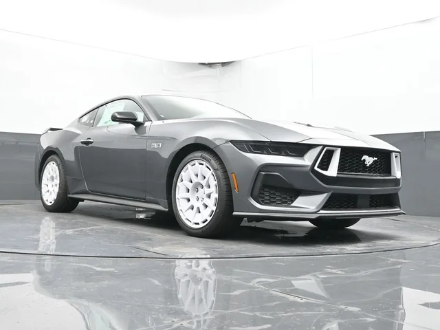 Nuevos FORD MUSTANG à Estados chez autogozo