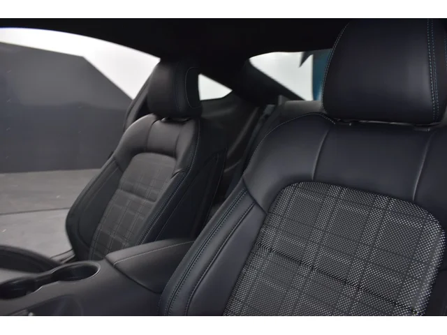 Nuevos FORD MUSTANG à Estados chez autogozo