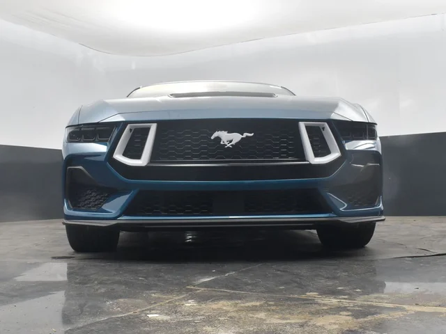 Nuevos FORD MUSTANG à Estados chez autogozo