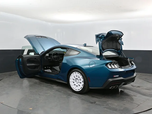 Nuevos FORD MUSTANG à Estados chez autogozo