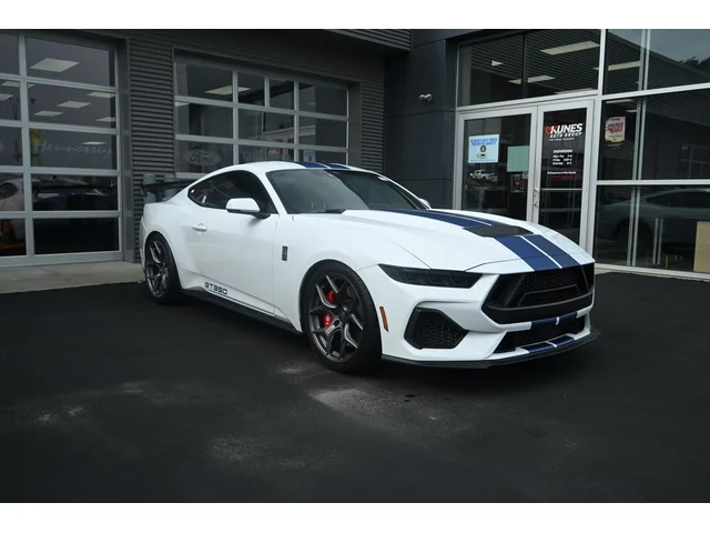 Nuevos FORD MUSTANG à Estados chez autogozo