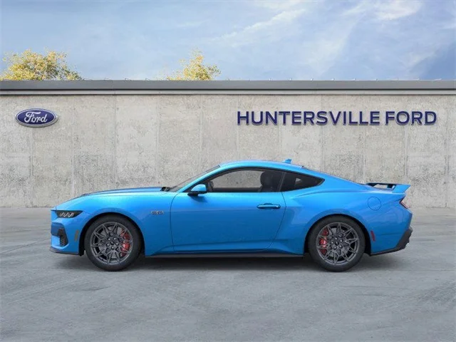 Nuevos FORD MUSTANG at Huntersville Ford in Huntersville