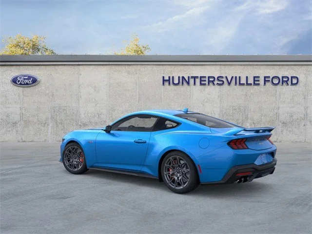 Nuevos FORD MUSTANG at Huntersville Ford in Huntersville