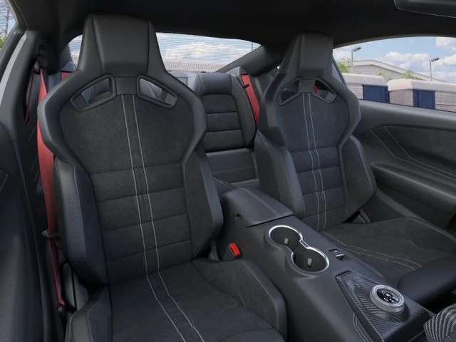 Nuevos FORD MUSTANG à Estados chez autogozo