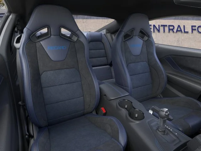 Nuevos FORD MUSTANG à Estados chez autogozo