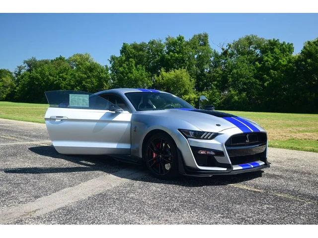 SEMINUEVOS FORD Mustang a Estados en autogozo
