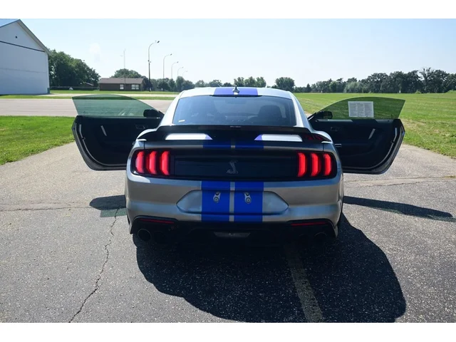 SEMINUEVOS FORD Mustang a Estados en autogozo