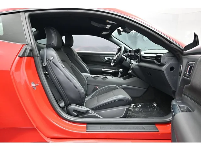 Nuevos FORD MUSTANG à Estados chez autogozo