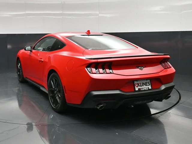 Nuevos FORD MUSTANG à Estados chez autogozo
