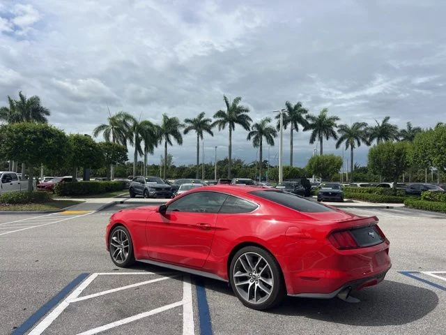 SEMINUEVOS FORD Mustang a Estados en autogozo