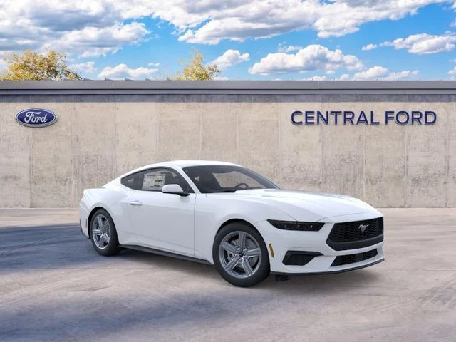 Nuevos FORD MUSTANG à Estados chez autogozo