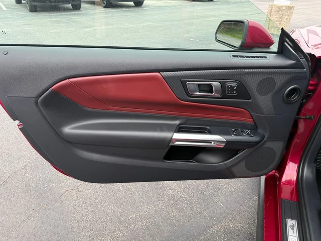SEMINUEVOS FORD Mustang a Estados en autogozo