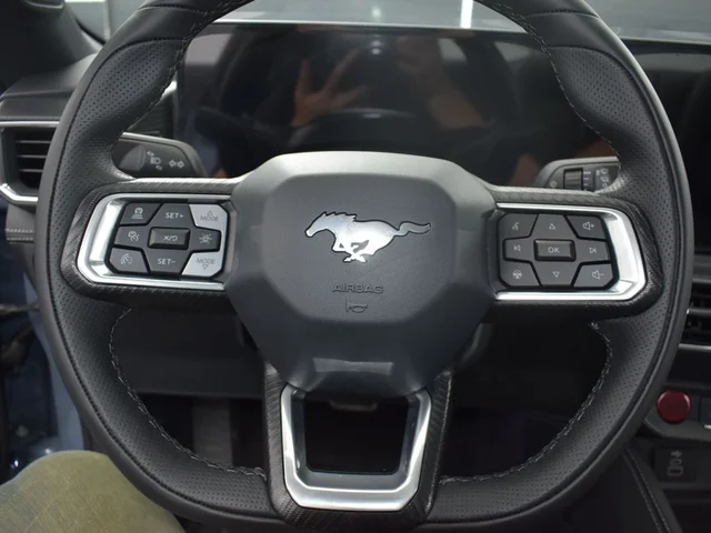 Nuevos FORD MUSTANG à Estados chez autogozo