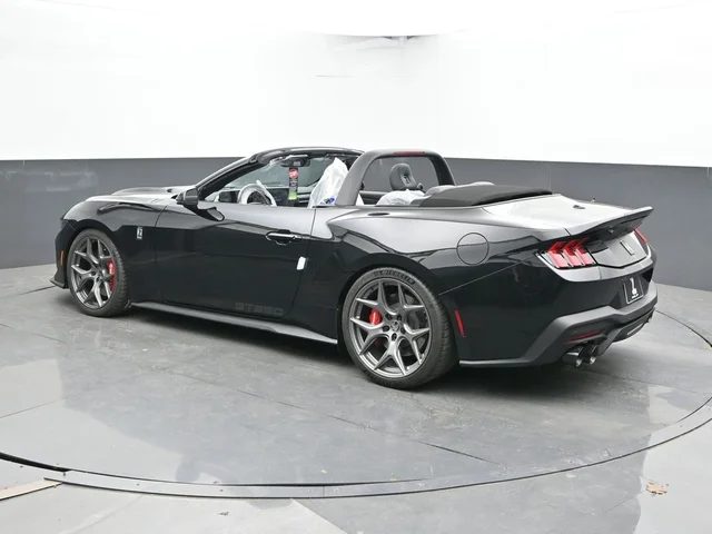 Nuevos FORD MUSTANG à Estados chez autogozo