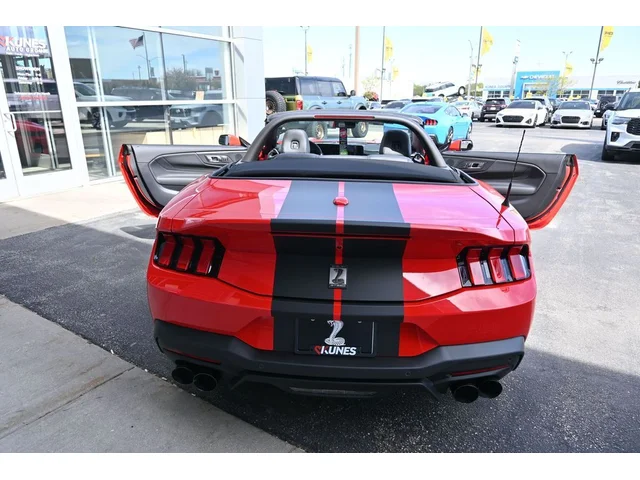 Nuevos FORD MUSTANG à Estados chez autogozo