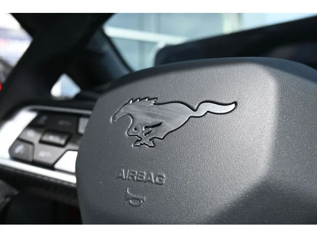 Nuevos FORD MUSTANG à Estados chez autogozo
