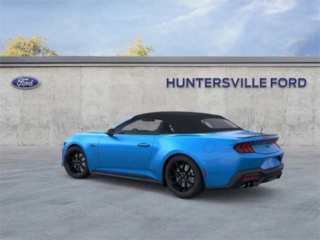 Nuevos FORD MUSTANG at Huntersville Ford in Huntersville