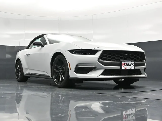 Nuevos FORD MUSTANG à Estados chez autogozo
