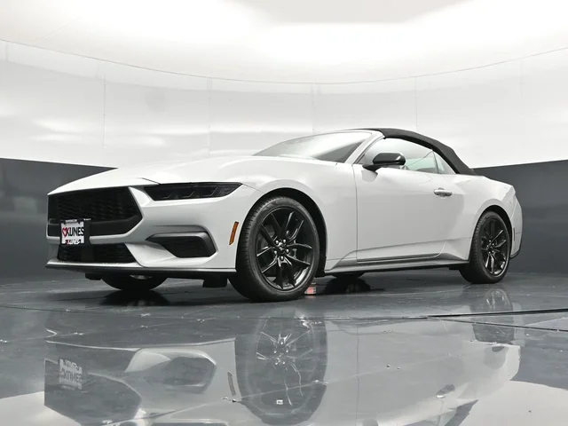 Nuevos FORD MUSTANG à Estados chez autogozo