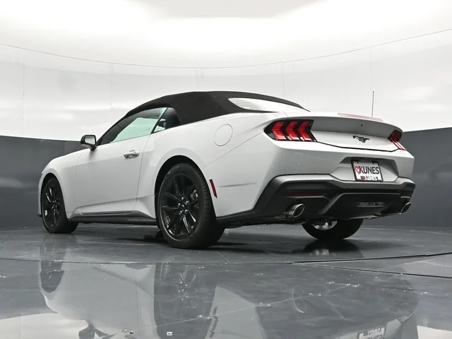 Nuevos FORD MUSTANG à Estados chez autogozo