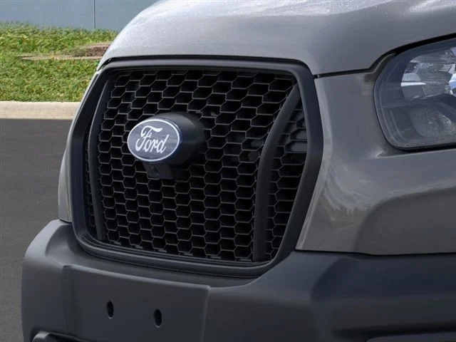 Nuevos FORD TRANSIT-350 at Maplecrest Ford Lincoln of Union in Vauxhall