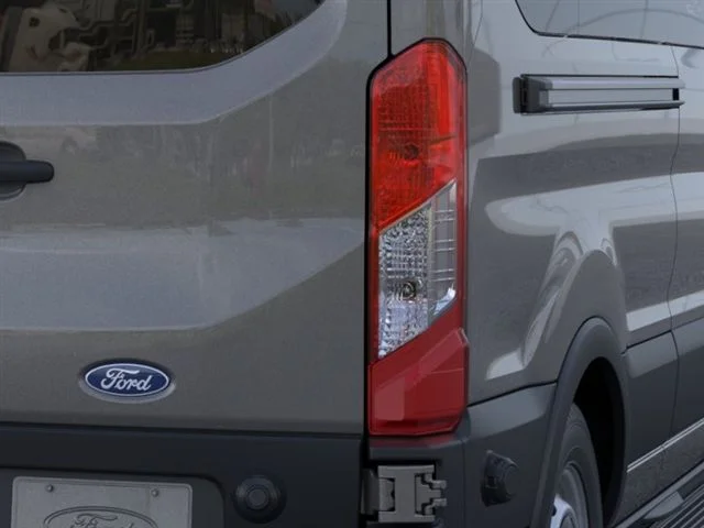 Nuevos FORD TRANSIT-350 at Maplecrest Ford Lincoln of Union in Vauxhall