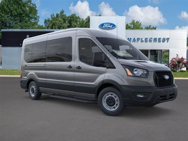 Nuevos FORD TRANSIT-350 at Maplecrest Ford Lincoln of Union in Vauxhall