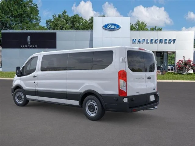 Nuevos FORD TRANSIT-350 at Maplecrest Ford Lincoln of Union in Vauxhall