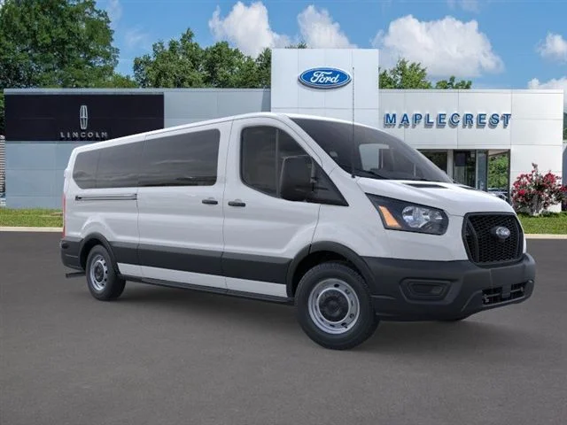 Nuevos FORD TRANSIT-350 at Maplecrest Ford Lincoln of Union in Vauxhall