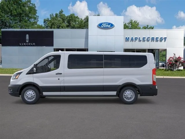 Nuevos FORD TRANSIT-350 at Maplecrest Ford Lincoln of Union in Vauxhall