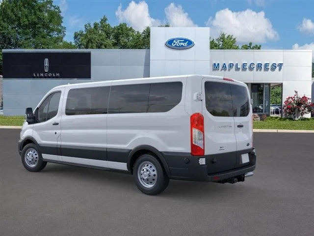 Nuevos FORD TRANSIT-350 at Maplecrest Ford Lincoln of Union in Vauxhall