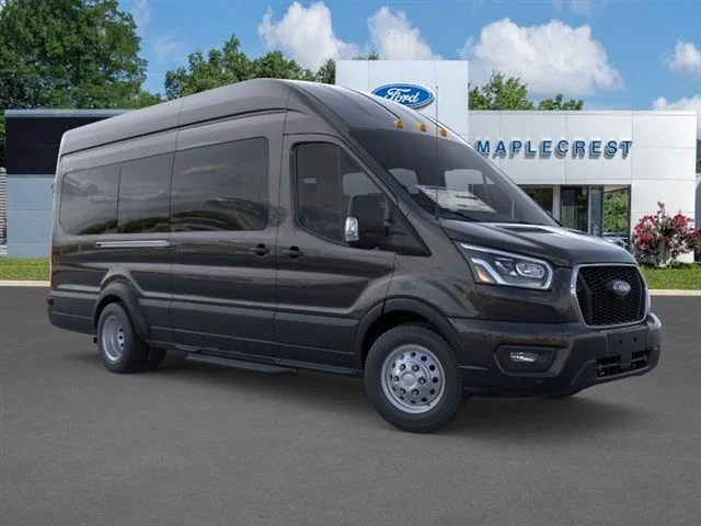 Nuevos FORD TRANSIT-350 at Maplecrest Ford Lincoln of Union in Vauxhall