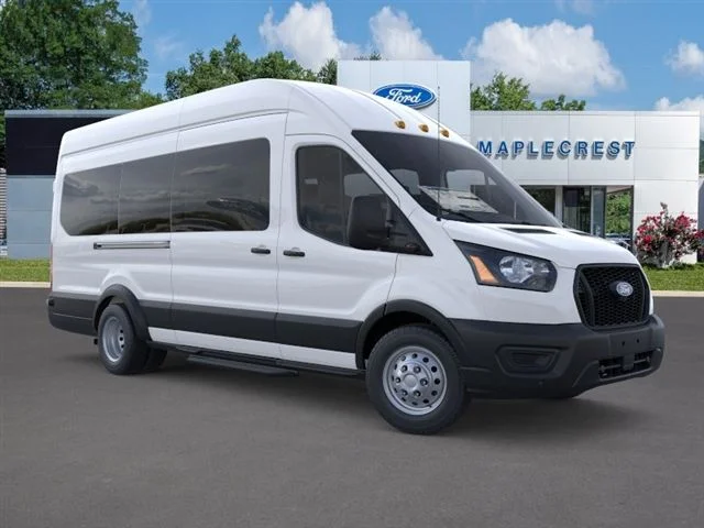 Nuevos FORD TRANSIT-350 at Maplecrest Ford Lincoln of Union in Vauxhall