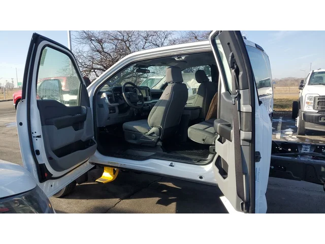 Nuevos FORD F-450SD à Estados chez autogozo